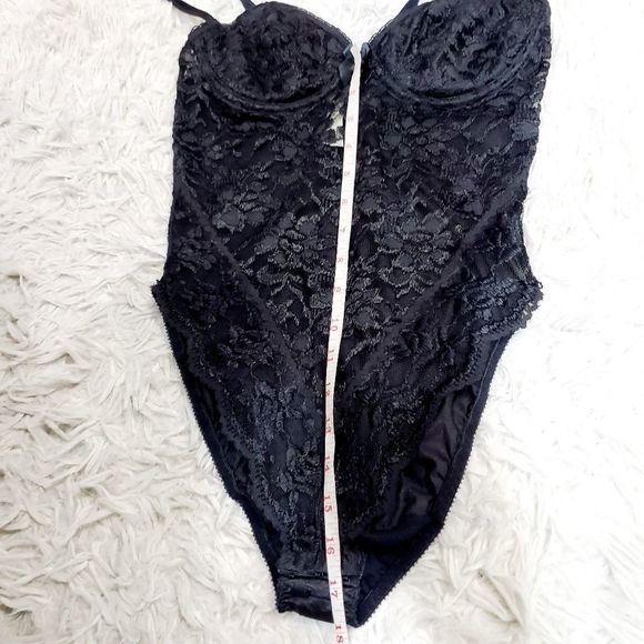 Victoria's secret True vintage made USA lace golden y2k style Size Extra Small - Picture 9 of 16